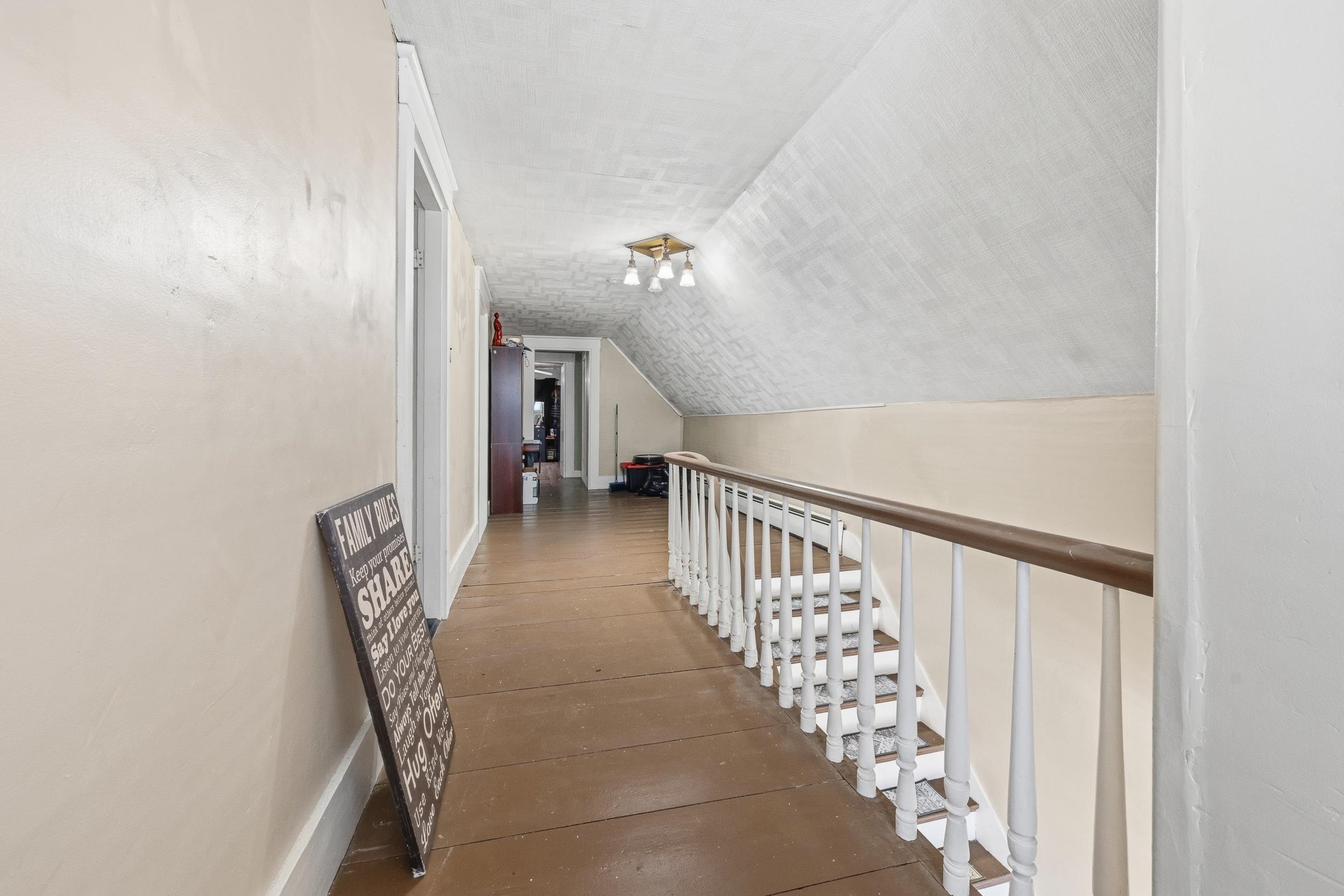 19 Mechanic Street Gorham, NH 03581 - Photo 23 of 40