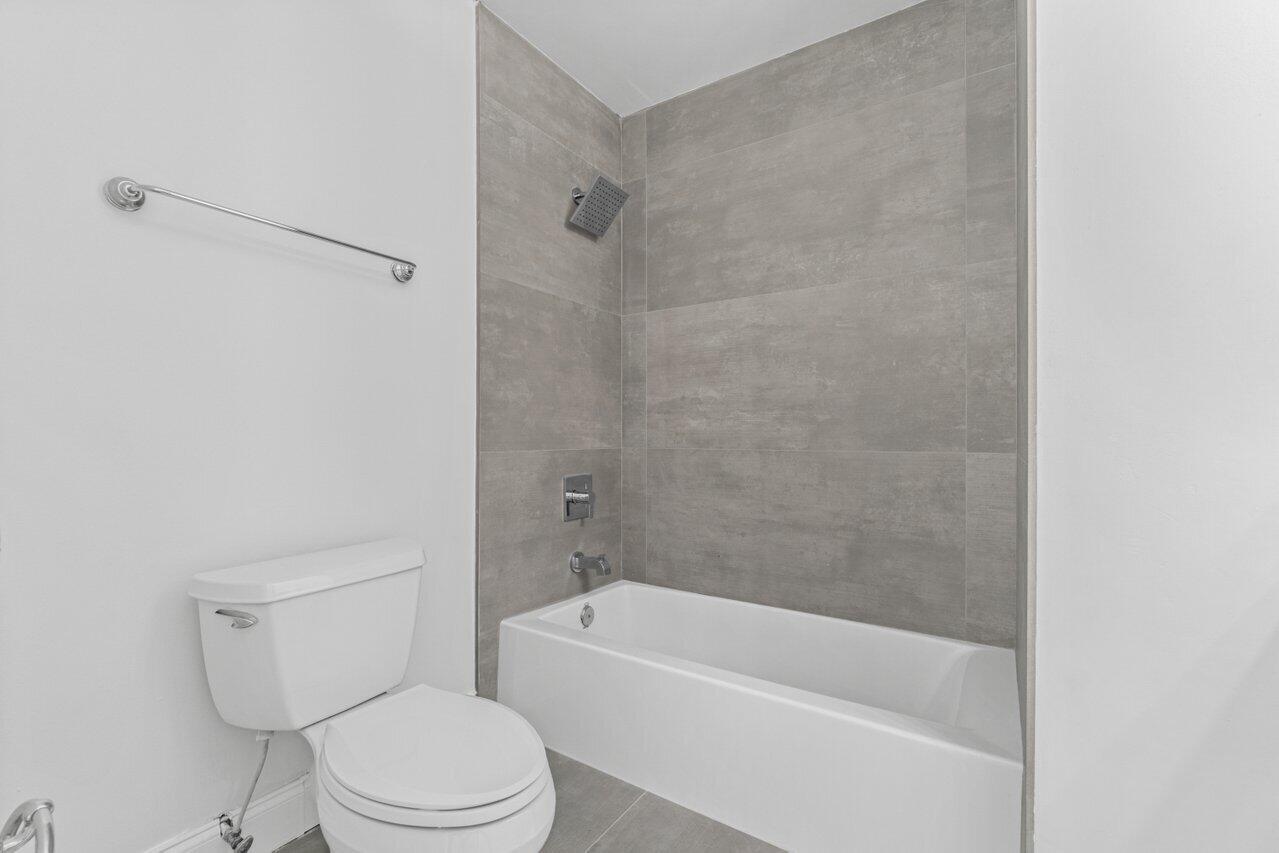 3131 Clint Moore Road, Unit 202 Boca Raton, FL 33496 - Photo 18 of 36 018-3131ClintMooreRoad-BocaRaton-FL-3349