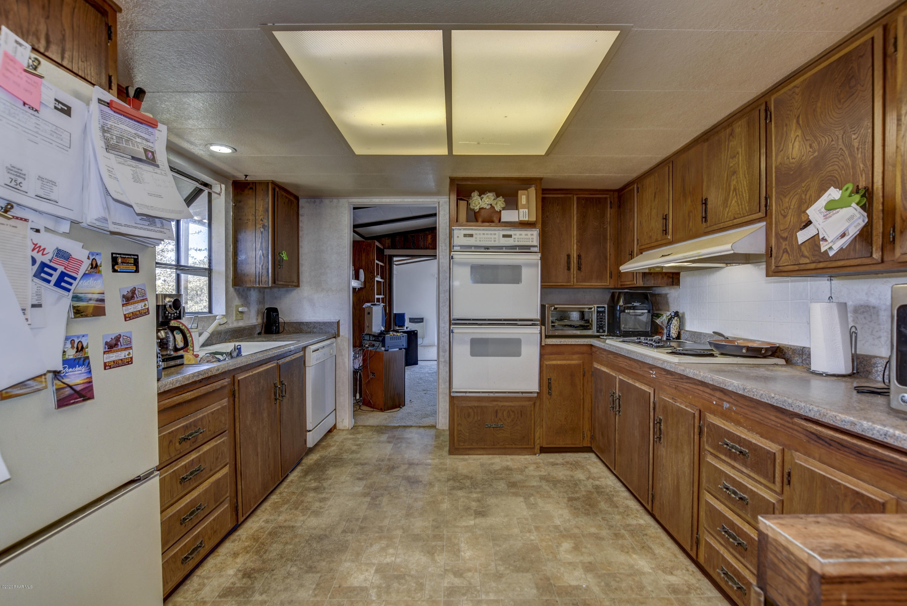10280 East Durham Road Dewey, AZ 86327 - Photo 10 of 29 Kitchen 1