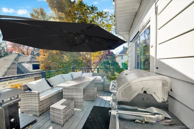 $899,999 | 1 Slocum Street, New Rochelle, NY 10801