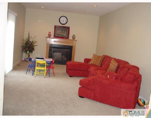 1004 Cummings Road Monmouth Junction, NJ 08852 - Photo 3 of 6 Gallery Image 3