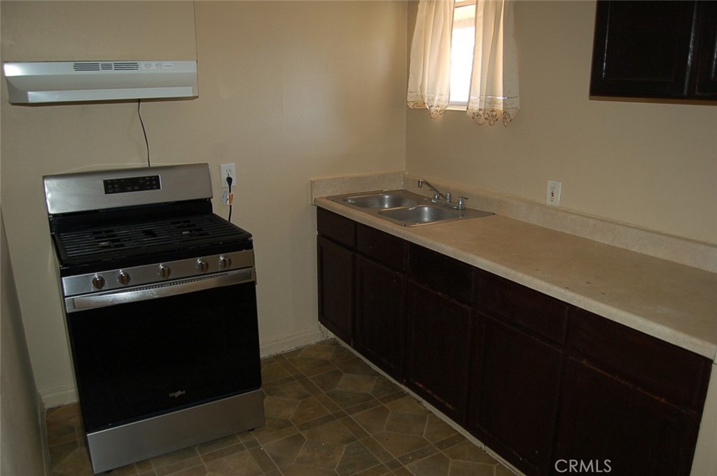 8343 Trey Avenue, Unit A Riverside, CA 92503 - Photo 7 of 20