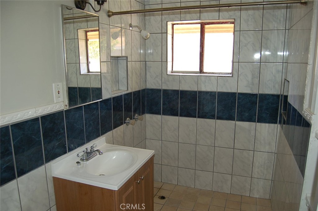 8343 Trey Avenue, Unit A Riverside, CA 92503 - Photo 10 of 20