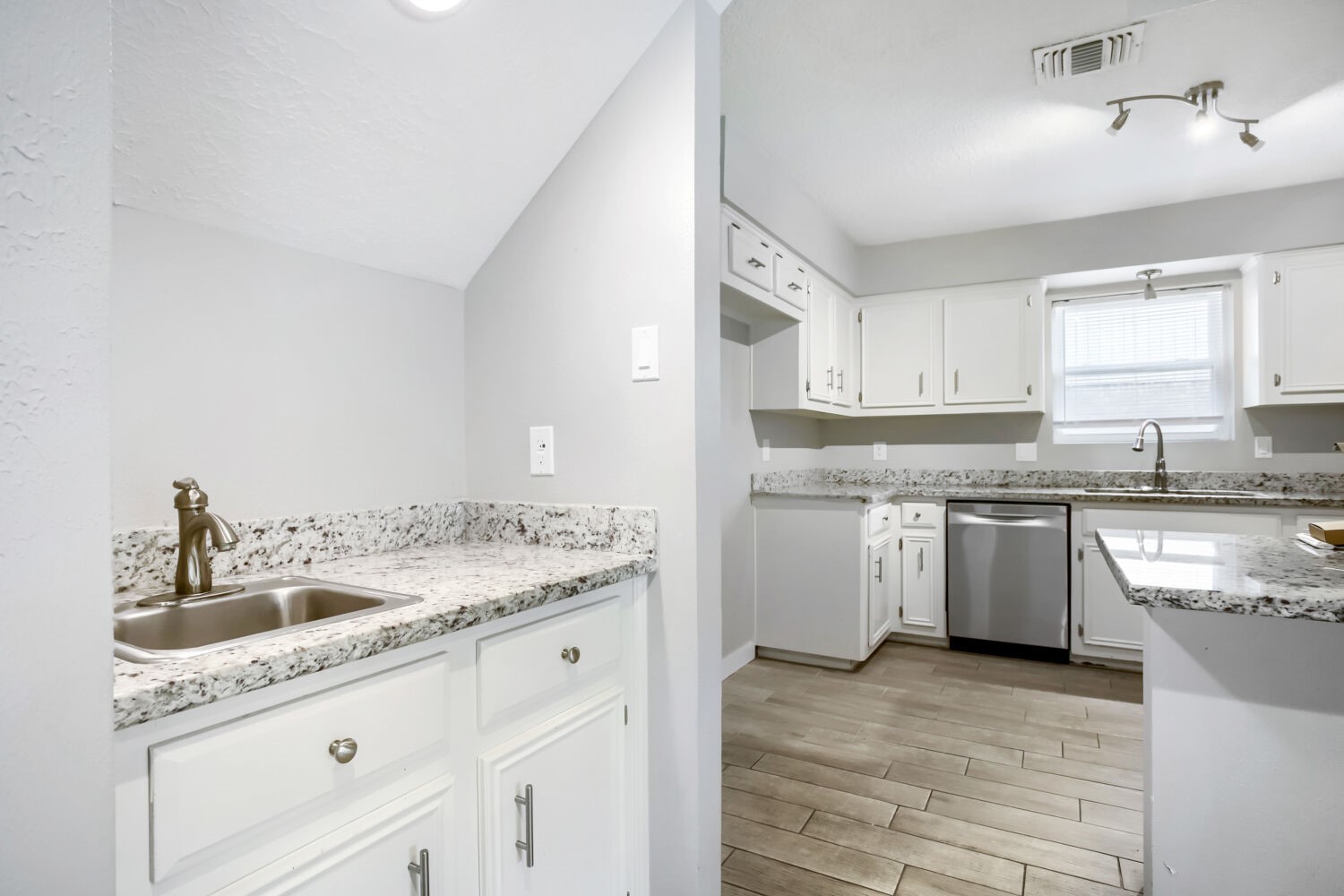3734 Blue Lake Drive Spring, TX 77388 - Photo 12 of 33