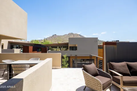 $1,599,000 | 6525 East Cave Creek Road, Unit 9, Cave Creek, AZ 85331