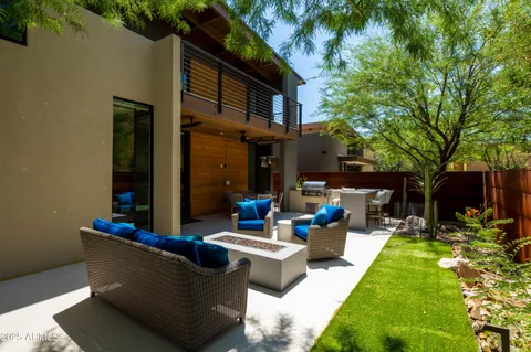 $1,599,000 | 6525 East Cave Creek Road, Unit 9, Cave Creek, AZ 85331