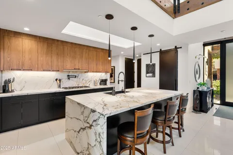 $1,599,000 | 6525 East Cave Creek Road, Unit 9, Cave Creek, AZ 85331