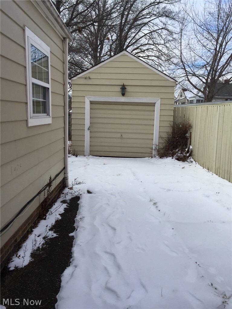 3102 Warren Road Cleveland, OH 44111 - Photo 3 of 25 Gallery Image 3