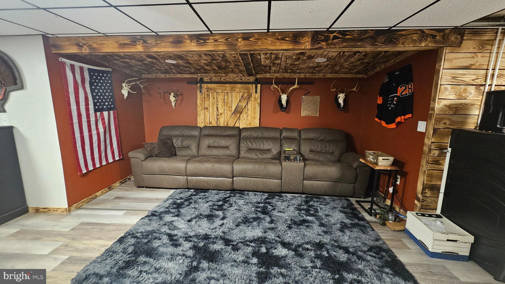 1066 Narvon Road Narvon, PA 17555 - Photo 3 of 18