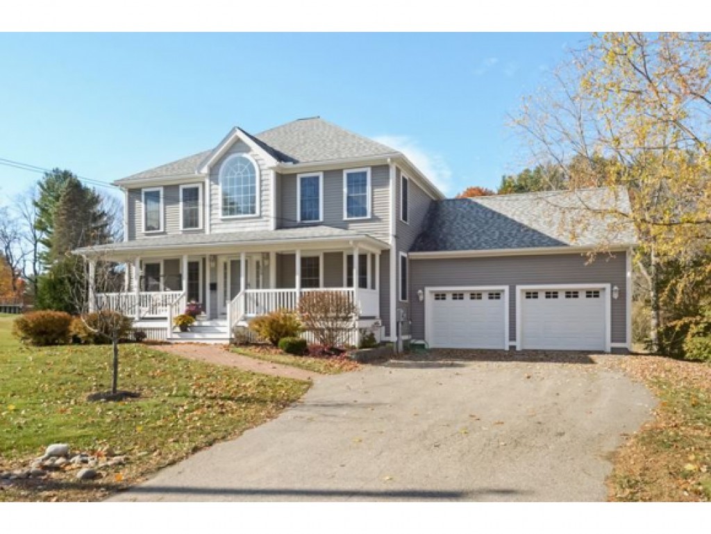 53 A Rutland Street Dover, NH 03820 - Photo 1 of 25 Gallery Image 1