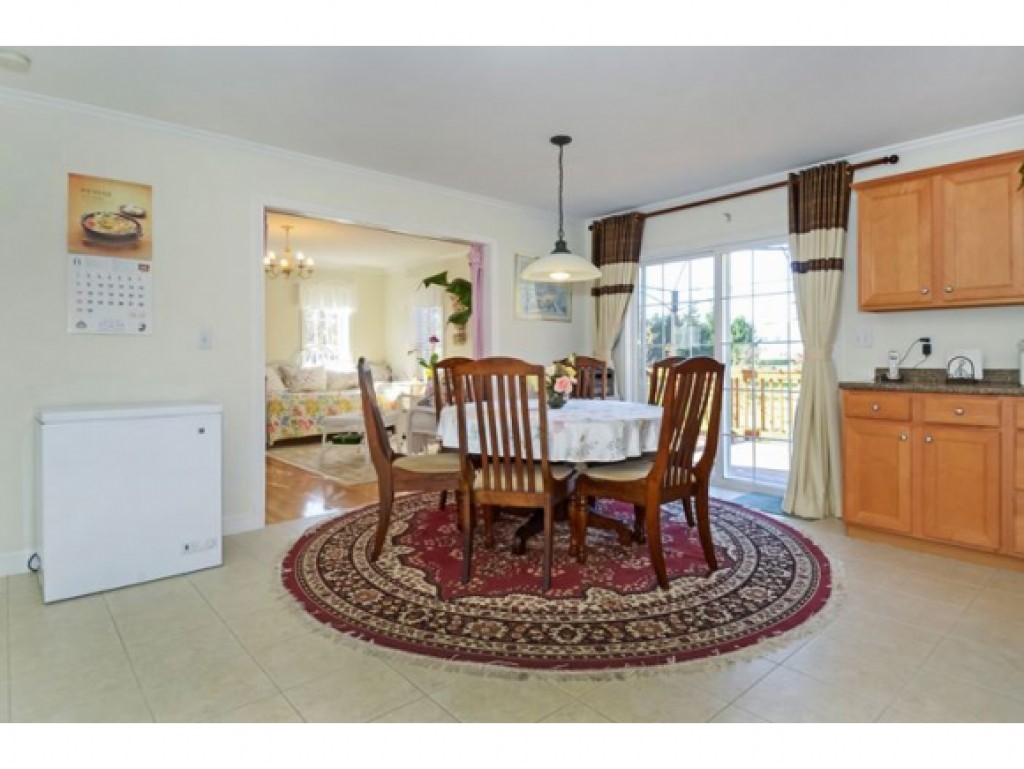 53 A Rutland Street Dover, NH 03820 - Photo 5 of 25 Gallery Image 5
