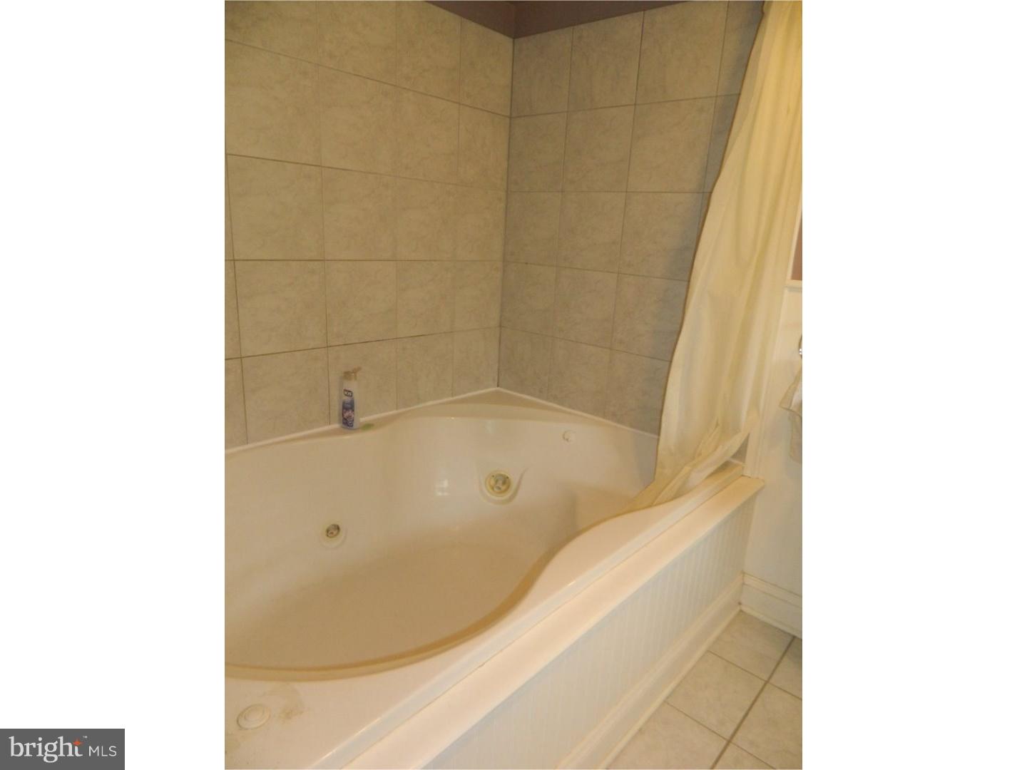 75 Lyndell Road Downingtown, PA 19335 - Photo 21 of 25 Master Bathroom