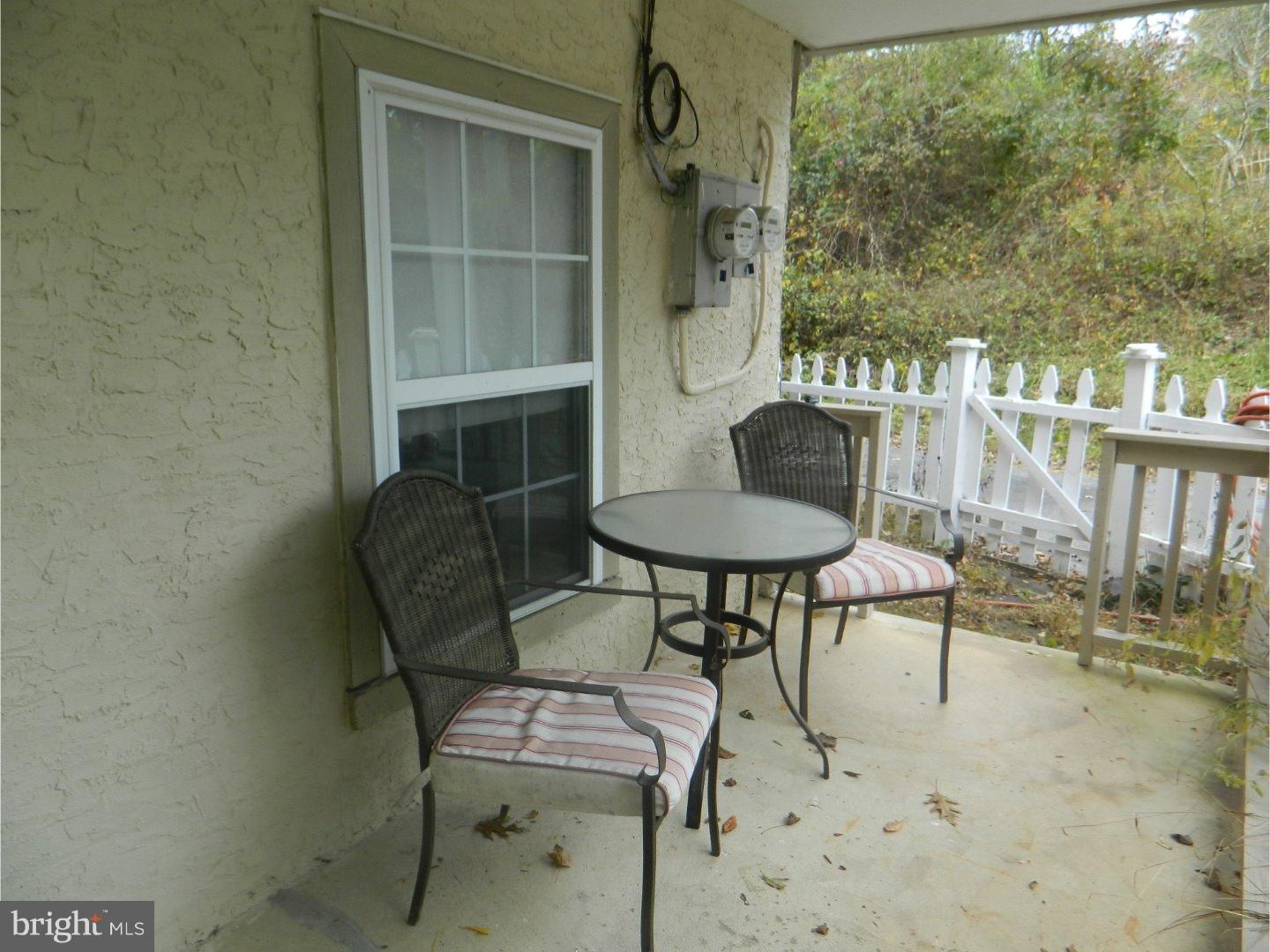75 Lyndell Road Downingtown, PA 19335 - Photo 4 of 25 Porch
