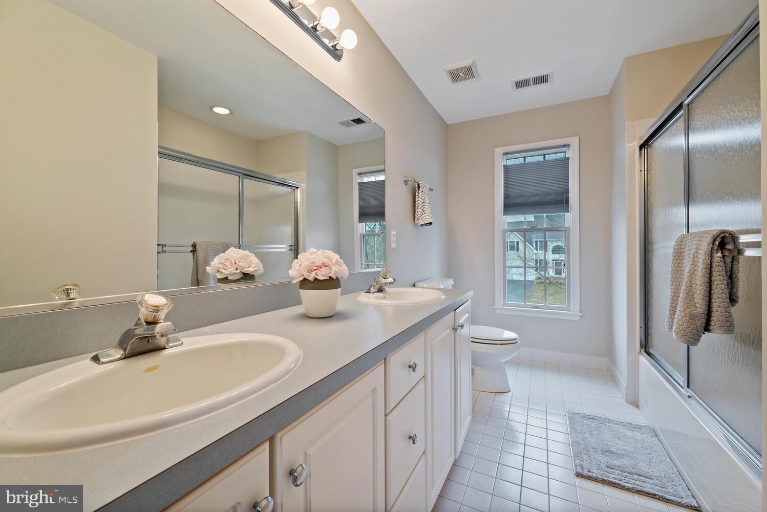 12 Spyglass Road Skillman, NJ 08558 - Photo 18 of 25 Gallery Image 18