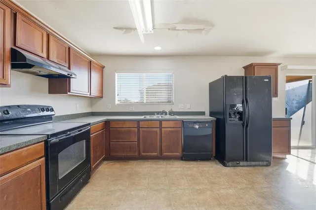 $240,000 | 717 Redwing Drive, Saginaw, TX 76131