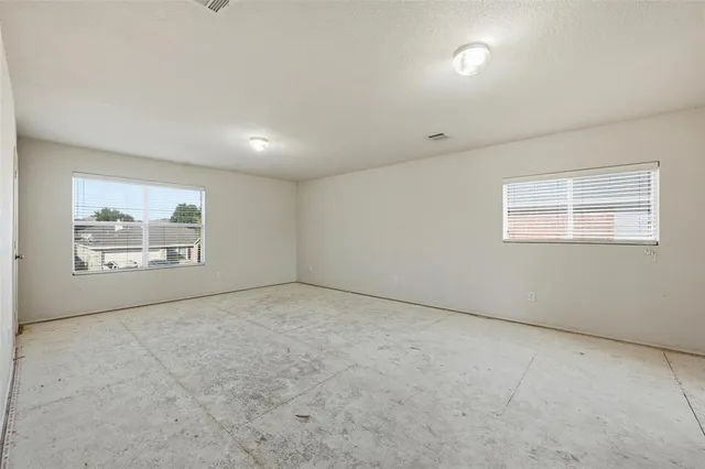 $240,000 | 717 Redwing Drive, Saginaw, TX 76131