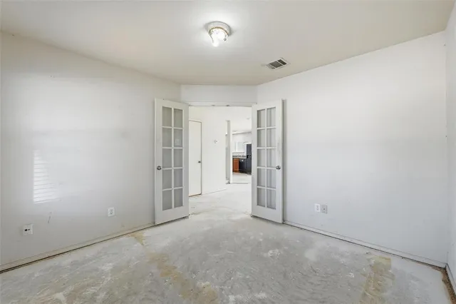 $240,000 | 717 Redwing Drive, Saginaw, TX 76131