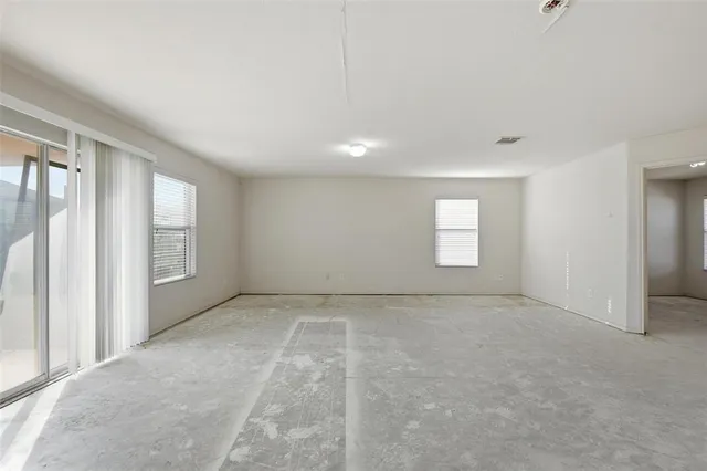 $240,000 | 717 Redwing Drive, Saginaw, TX 76131