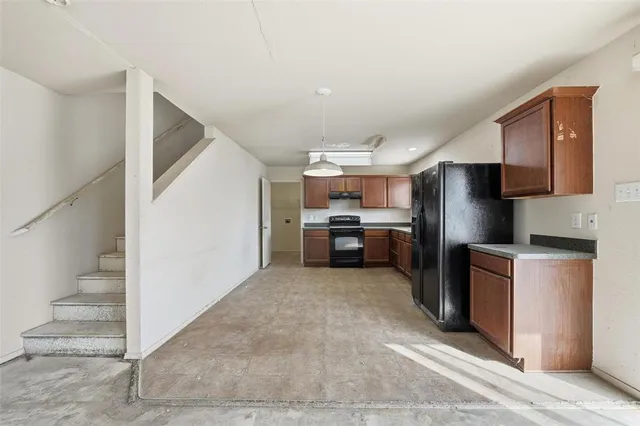 $240,000 | 717 Redwing Drive, Saginaw, TX 76131