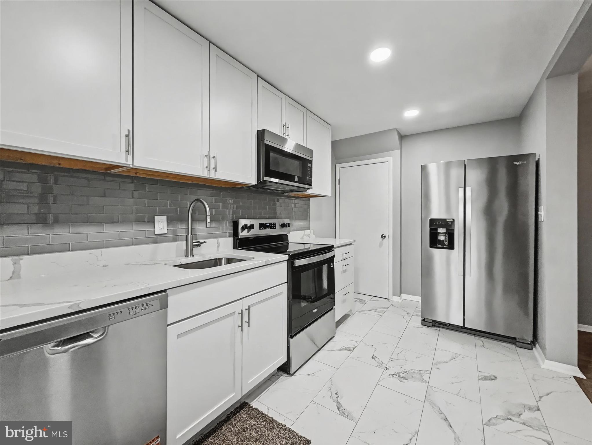 3 Haley Road Baltimore, MD 21221 - Photo 7 of 22