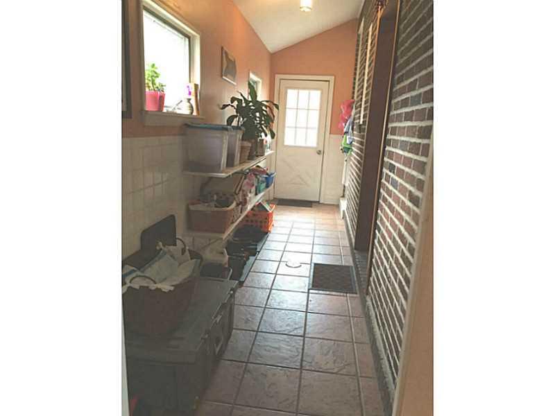 321 Thompson Run Road Pittsburgh, PA 15237 - Photo 21 of 24 Entry/Foyer. Mud room leads from pool to back entrance and garage.