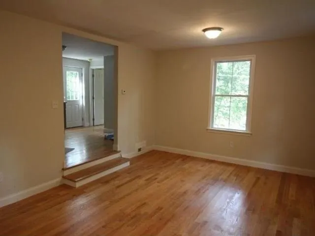 $3,250 | 66 Goodhue Road, Derry, NH 03038