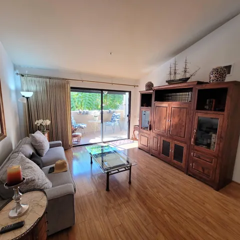 $2,500 | 222 North Calle El Segundo, Unit 563, Palm Springs, CA 92262