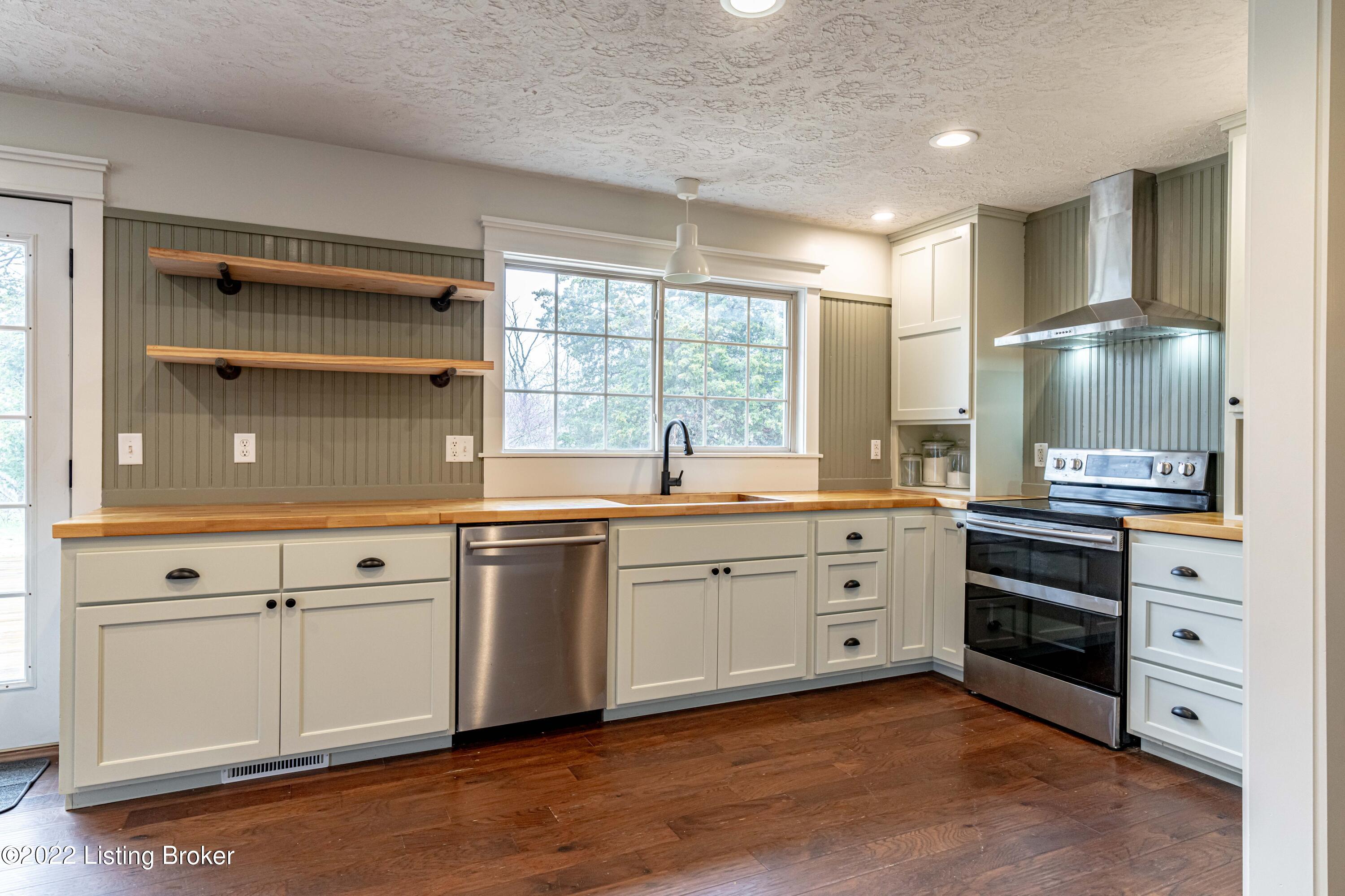 2894 Wolf-Pen Road Pendleton, KY 40055 - Photo 13 of 52 kitchen4