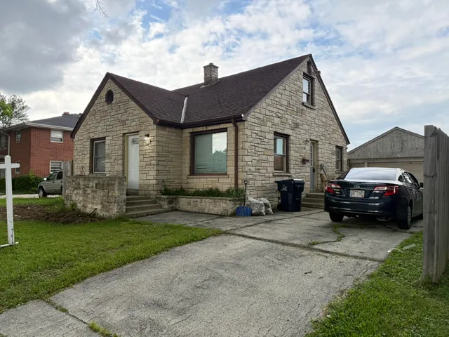 $184,900 | 8820 West Mill Road, Milwaukee, WI 53225