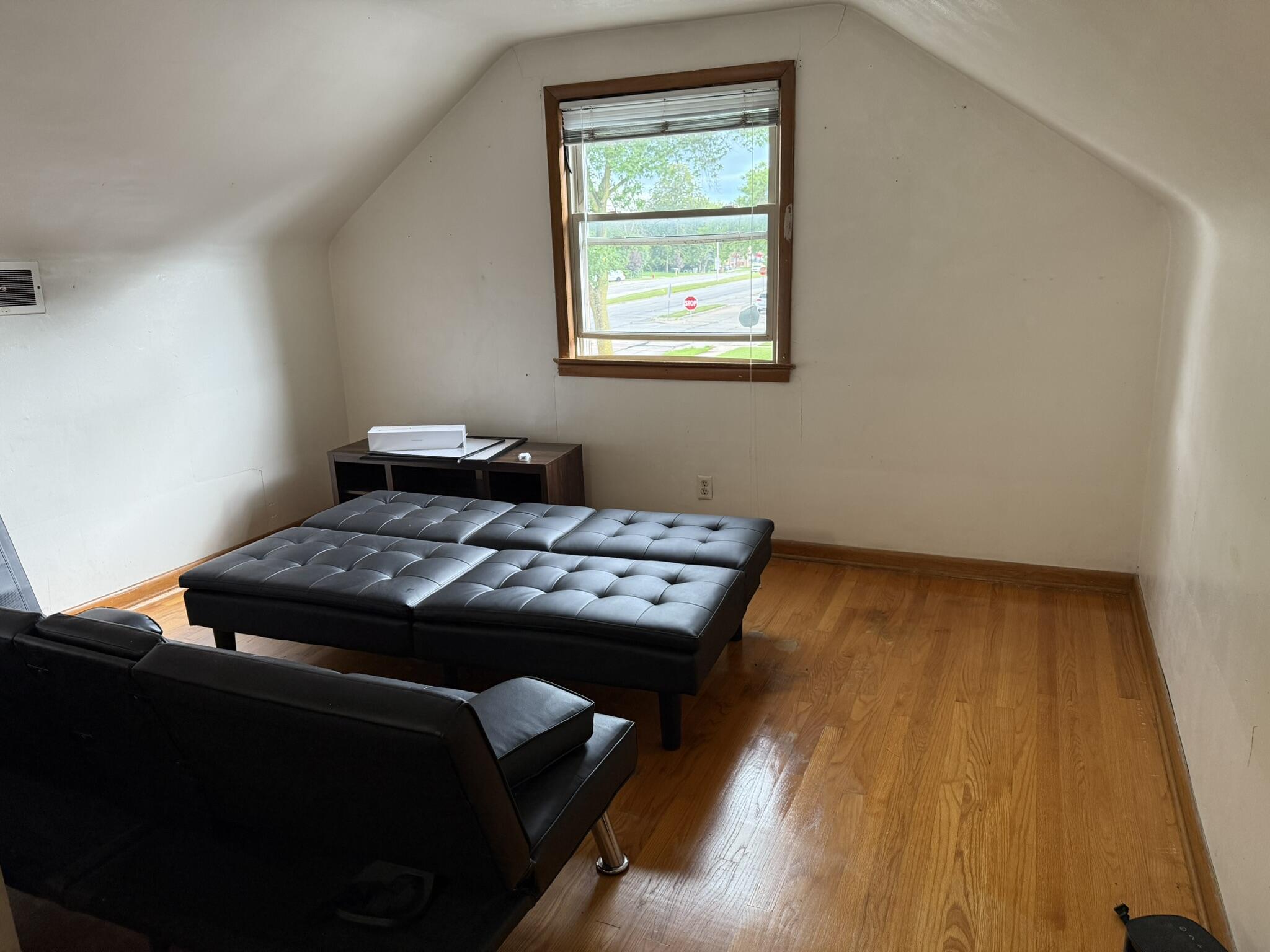 8820 West Mill Road Milwaukee, WI 53225 - Photo 15 of 15 15 bedroom 3