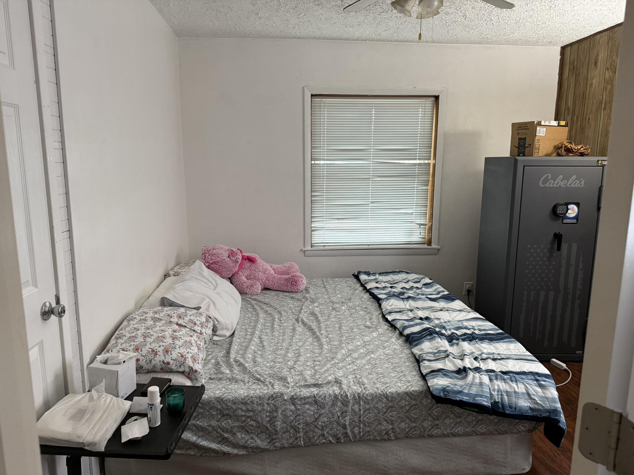 8820 West Mill Road Milwaukee, WI 53225 - Photo 7 of 15 7 main bedroom