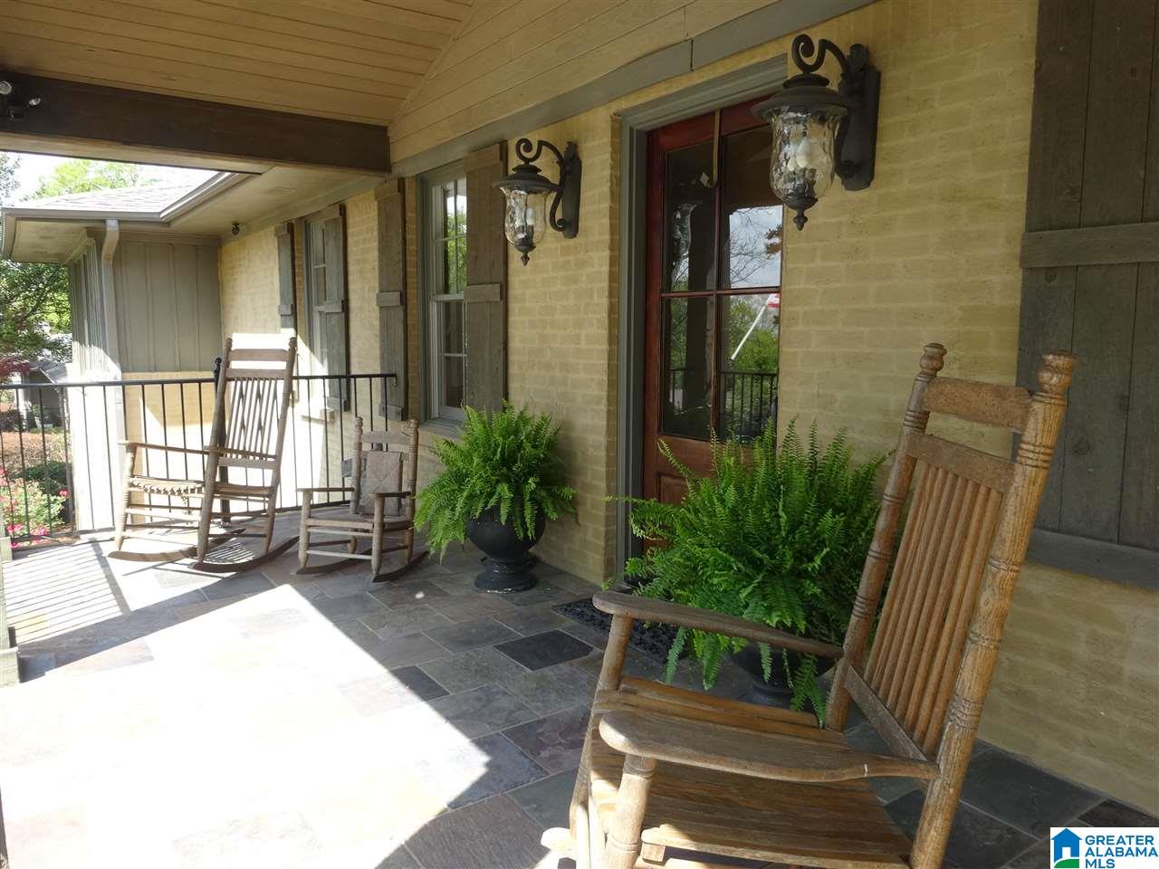 1868 Southwood Road Birmingham, AL 35216 - Photo 3 of 47