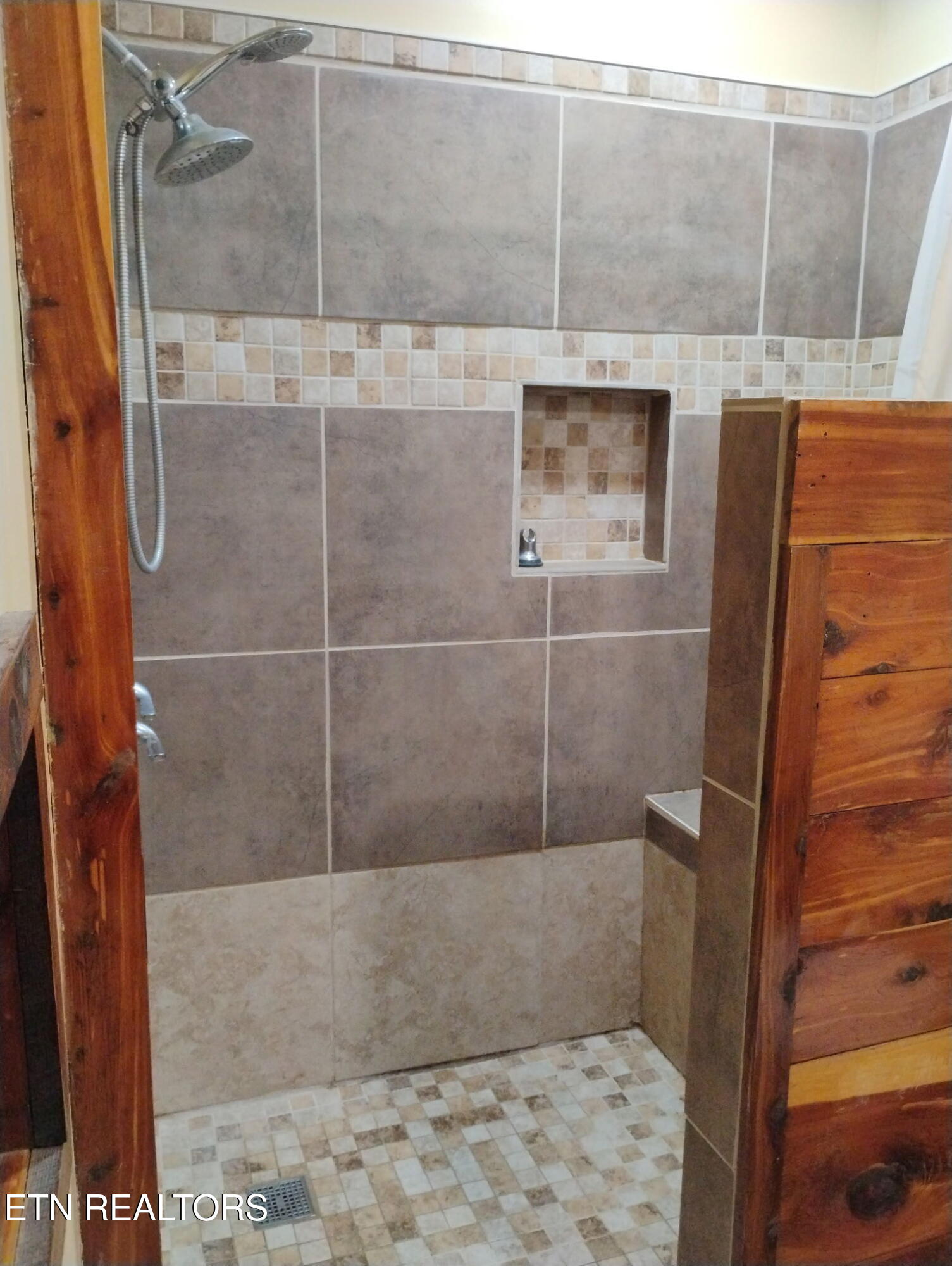 1223-1235 Rocky Flats Road Cosby, TN 37722 - Photo 38 of 38 Bath Main house