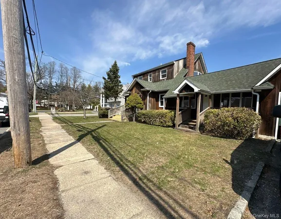 $499,900 | 97 Pardee Avenue, Islip, NY 11751