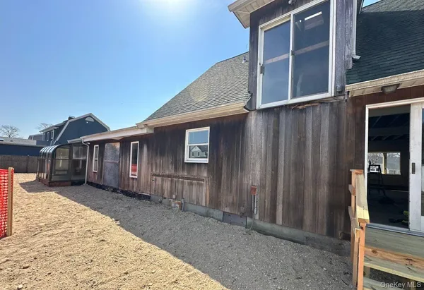 $499,900 | 97 Pardee Avenue, Islip, NY 11751