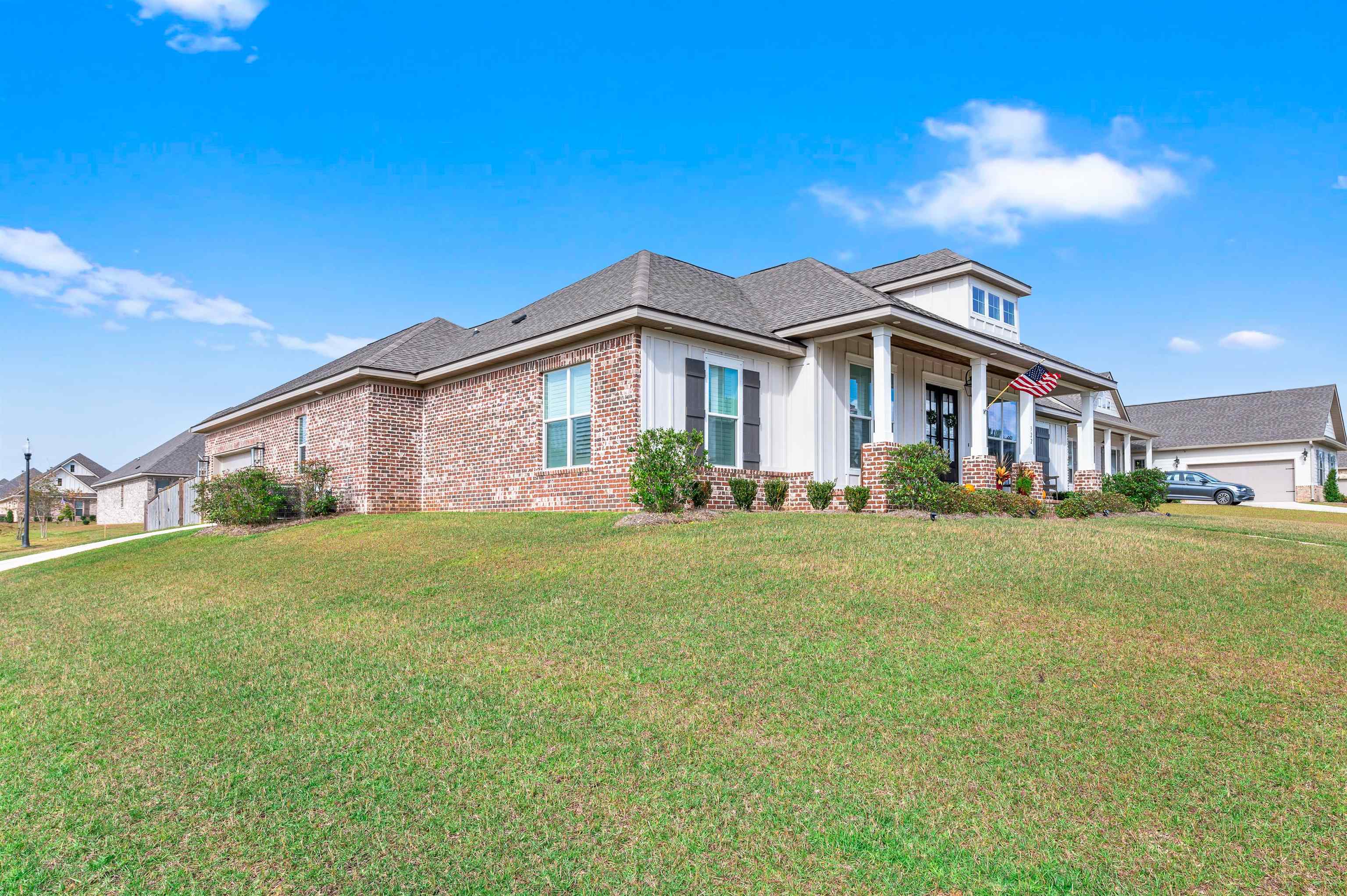 322 Garrison Boulevard Fairhope, AL 36532 - Photo 4 of 42 side