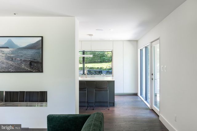 $2,445,000 | 1124 Dominion Court, McLean, VA 22102