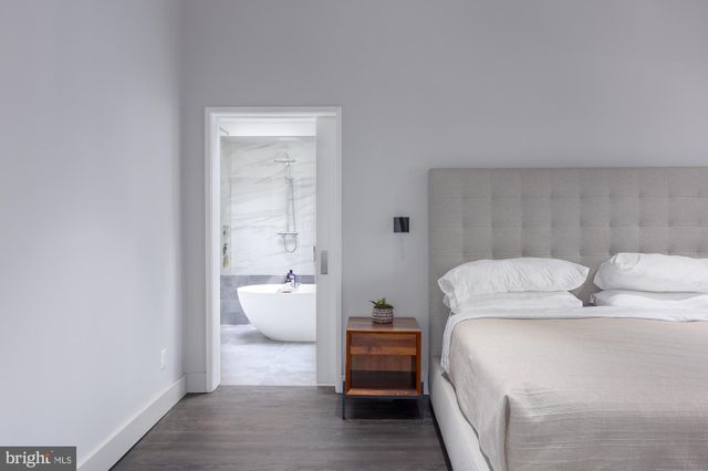 $2,445,000 | 1124 Dominion Court, McLean, VA 22102