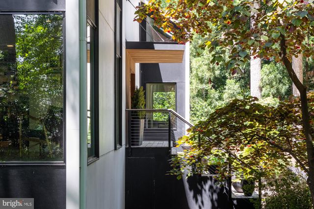 $2,445,000 | 1124 Dominion Court, McLean, VA 22102