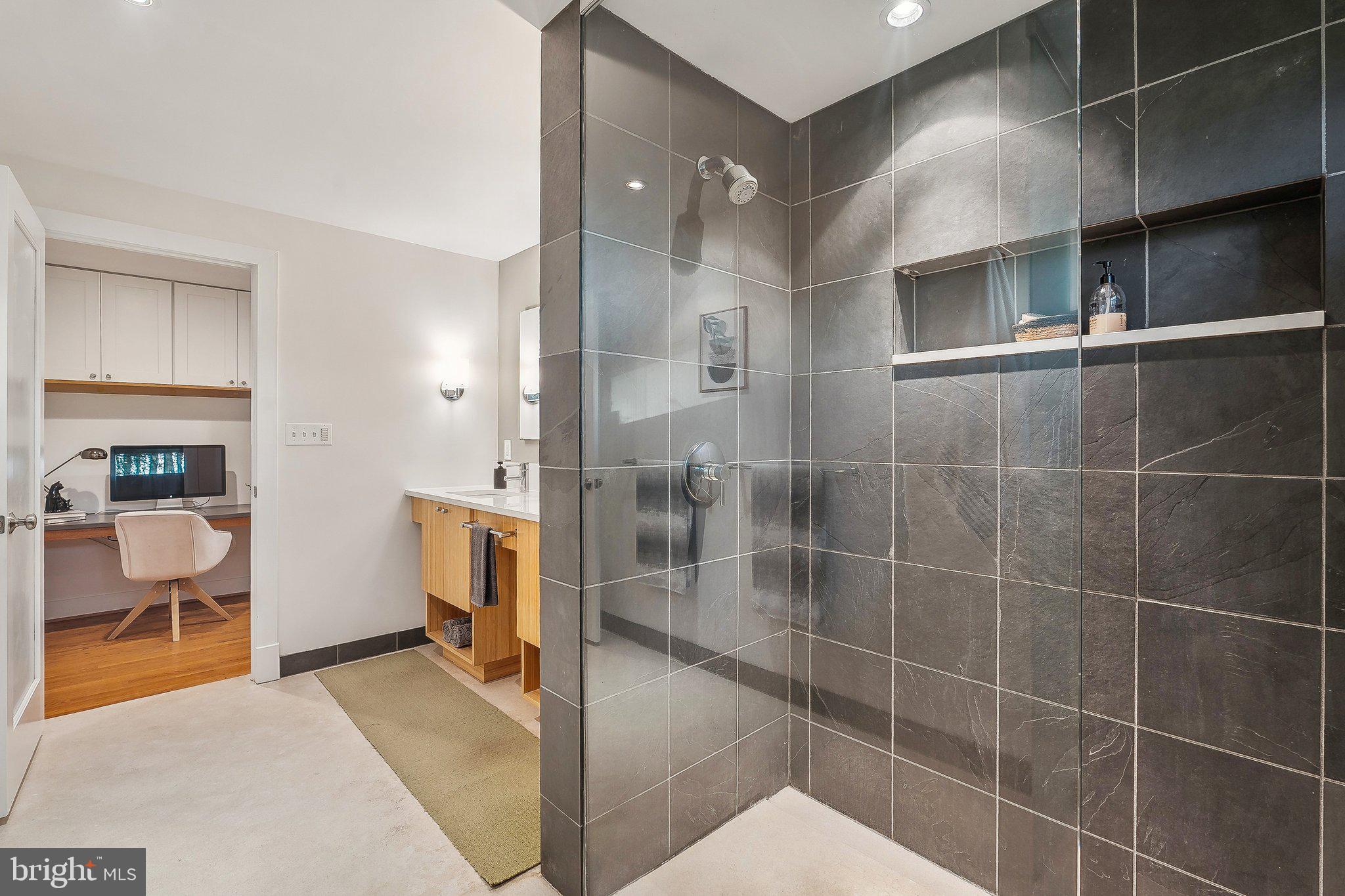 7903 Old Falls Road McLean, VA 22102 - Photo 20 of 53 Gallery Image 20