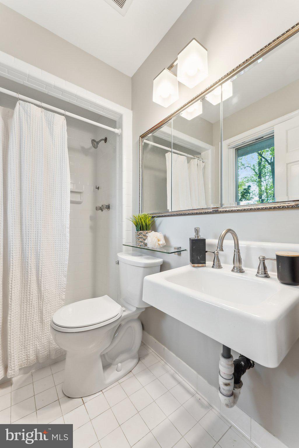 7903 Old Falls Road McLean, VA 22102 - Photo 25 of 53 Gallery Image 25