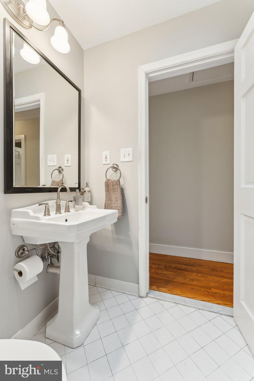 7903 Old Falls Road McLean, VA 22102 - Photo 29 of 53 Gallery Image 29