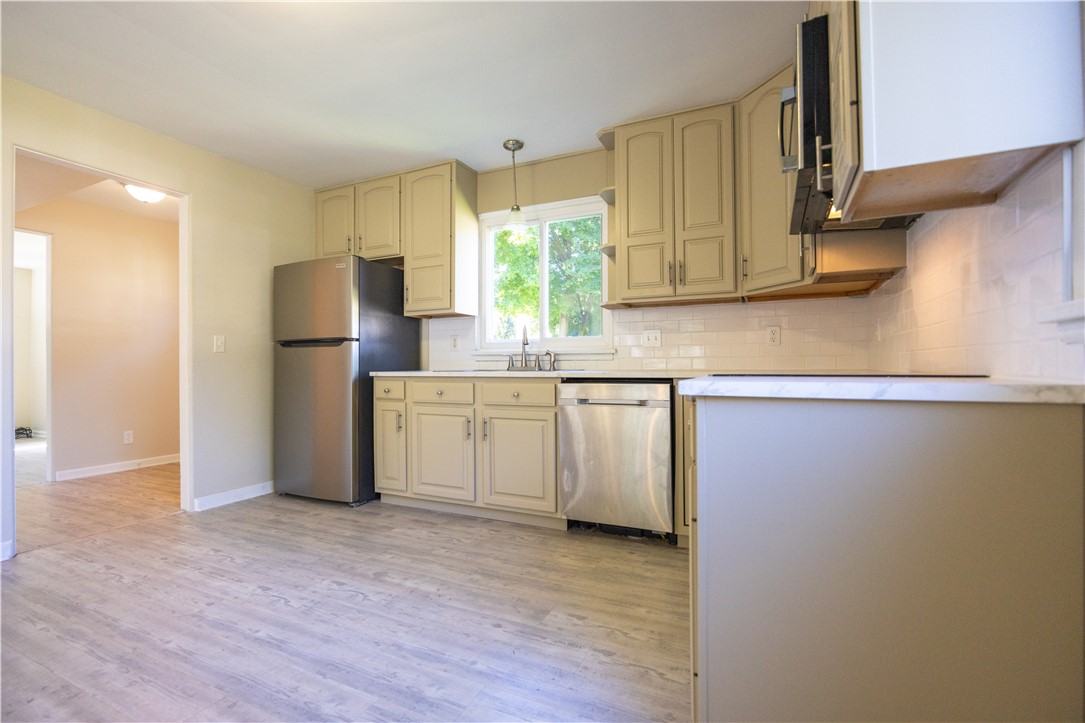 45 Isabelle Street Rochester, NY 14606 - Photo 9 of 24