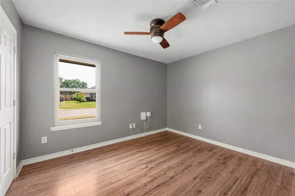 $290,000 | 1700 Kingsgate Drive, Bryan, TX 77807