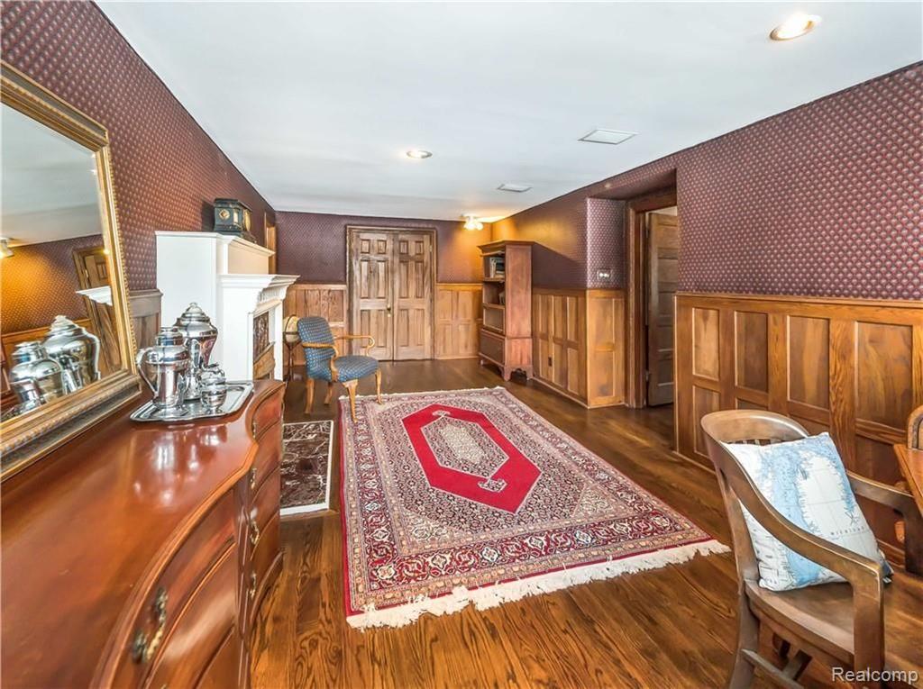32905 Bingham Road Franklin, MI 48025 - Photo 21 of 41