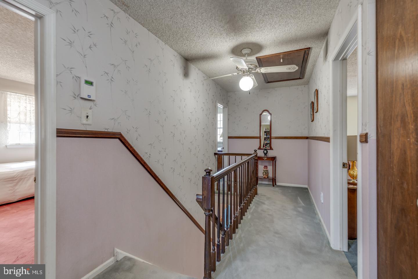113 Heath Road Medford, NJ 08055 - Photo 13 of 38 Upstairs Hallway