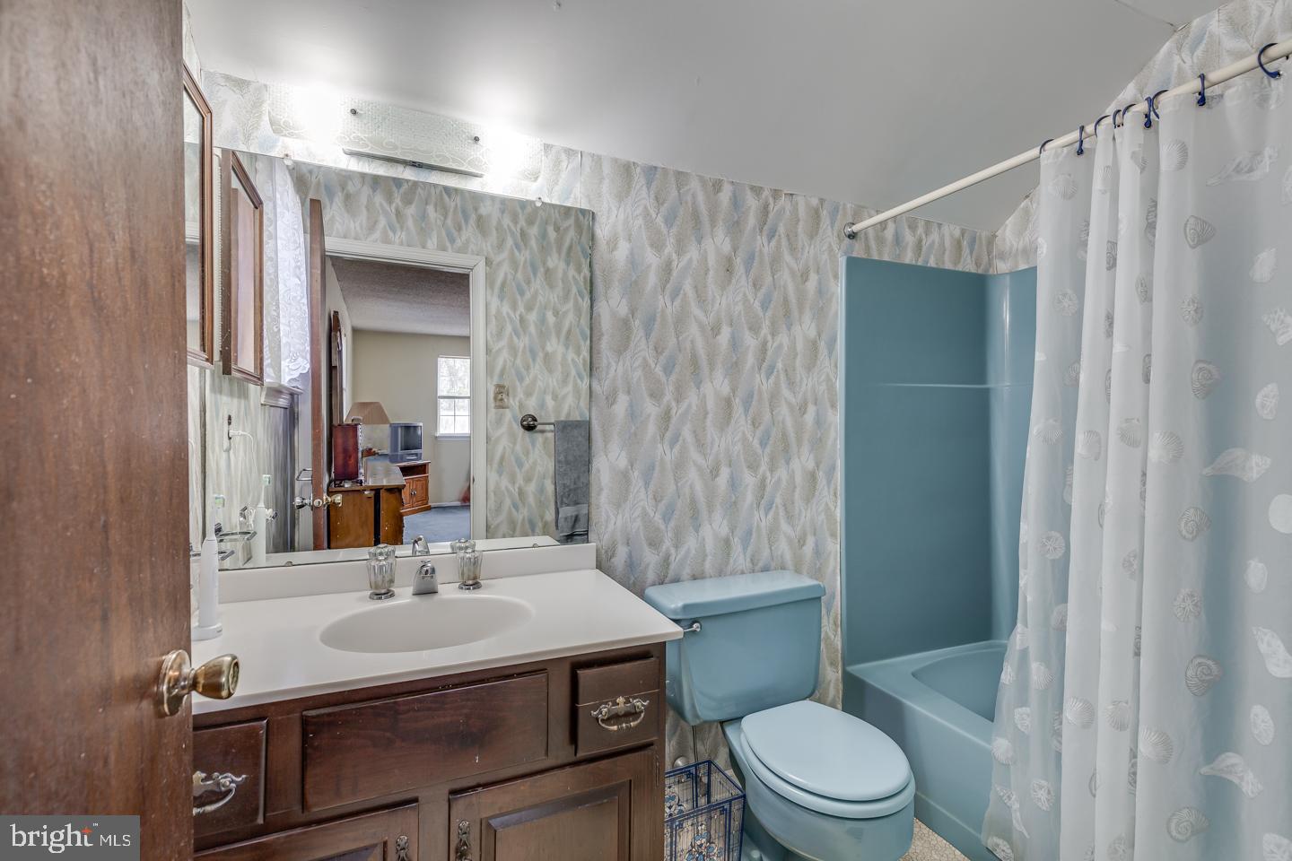 113 Heath Road Medford, NJ 08055 - Photo 16 of 38 Primary Bathroom