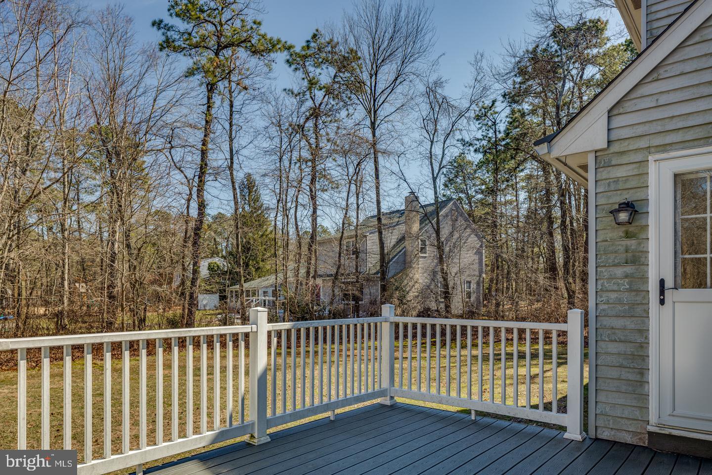 113 Heath Road Medford, NJ 08055 - Photo 26 of 38 Trex Deck With Vinyl Railing