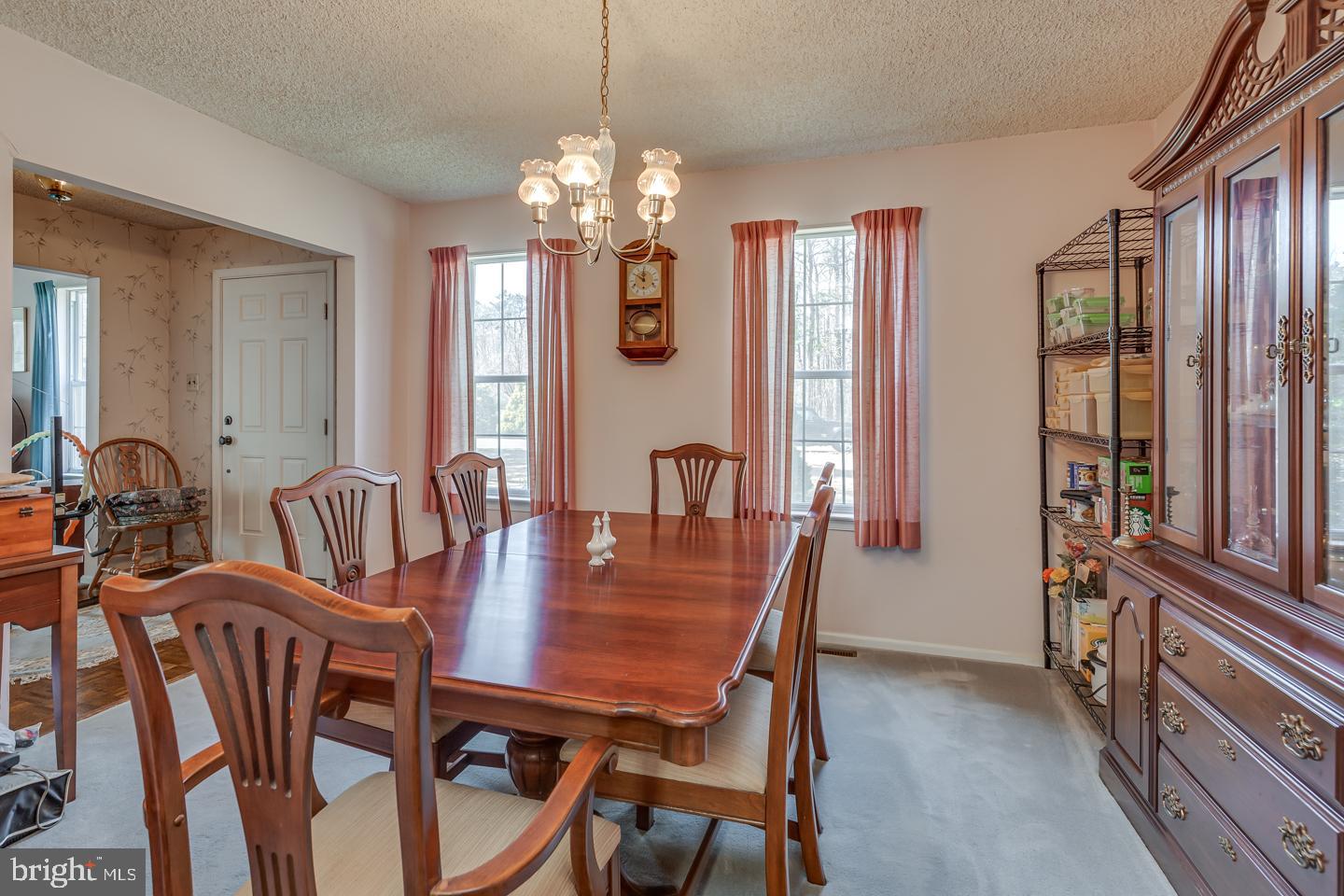 113 Heath Road Medford, NJ 08055 - Photo 4 of 38 Dining Room