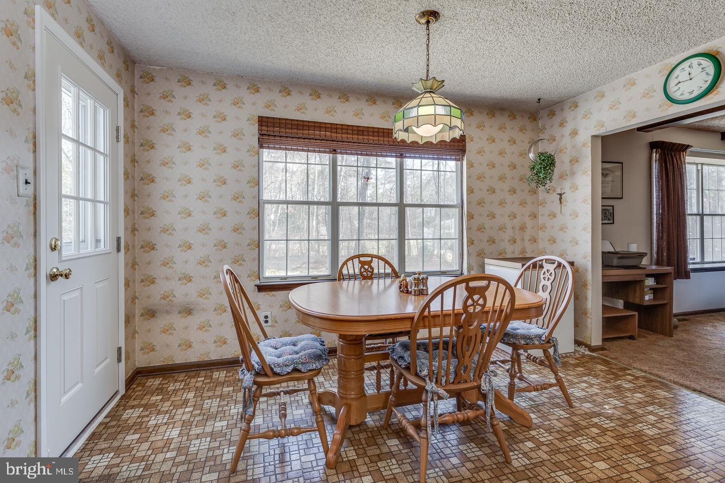 113 Heath Road Medford, NJ 08055 - Photo 6 of 38 Eat In Kitchen
